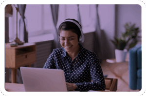 Acadience student attending an online webinar